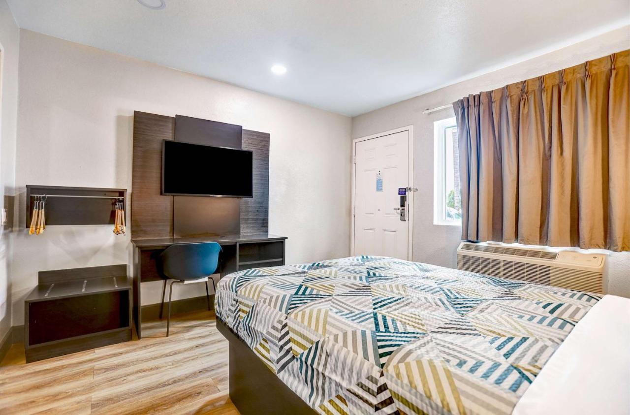 Motel 6-San Bernardino, Ca - South Экстерьер фото