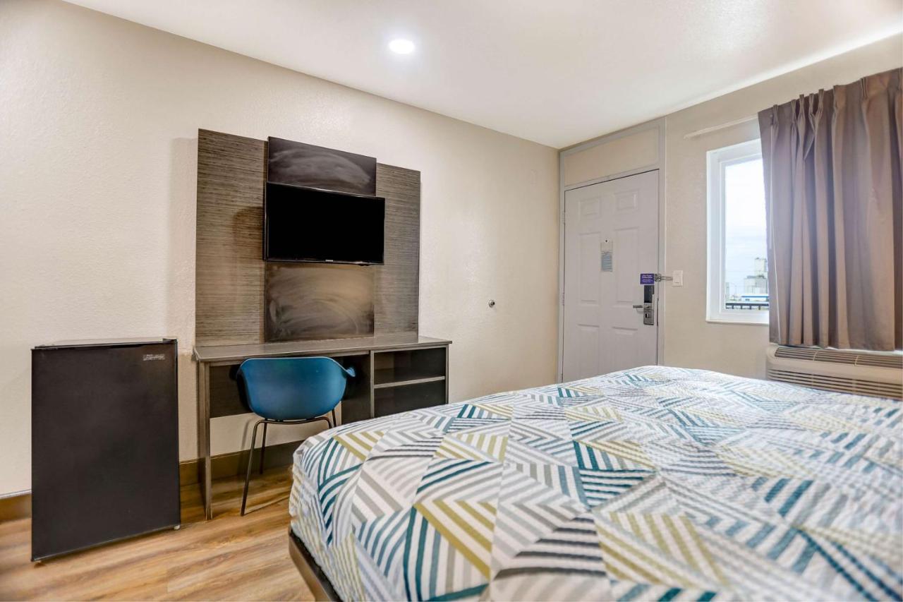 Motel 6-San Bernardino, Ca - South Экстерьер фото