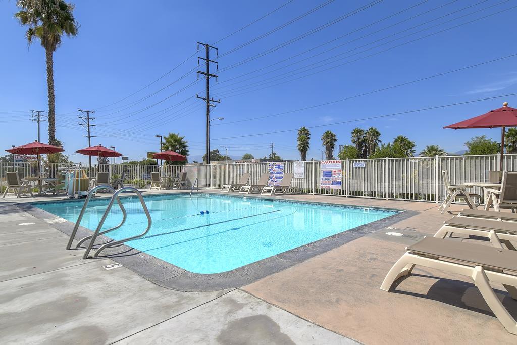 Motel 6-San Bernardino, Ca - South Экстерьер фото