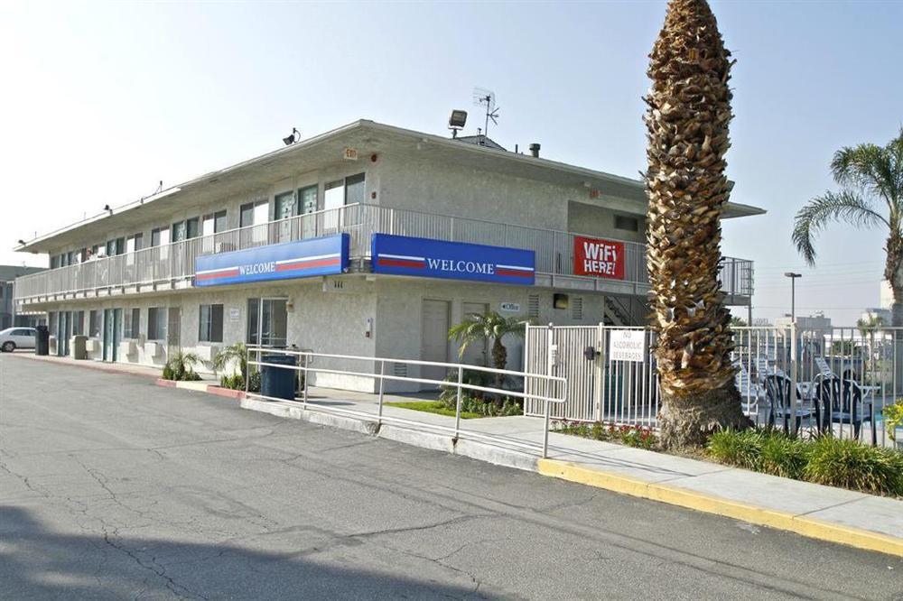 Motel 6-San Bernardino, Ca - South Экстерьер фото